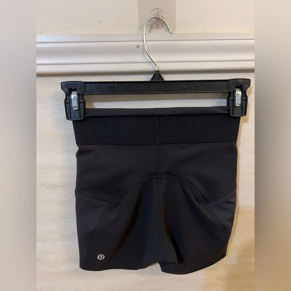 LULULEMON License To Train High-Rise Shorts 2